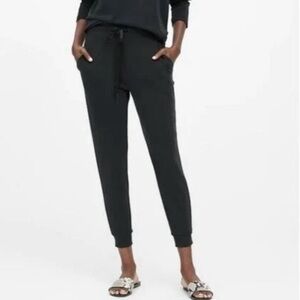 Banana Republic Knit Lounge Pant in Grey Women's Size S
